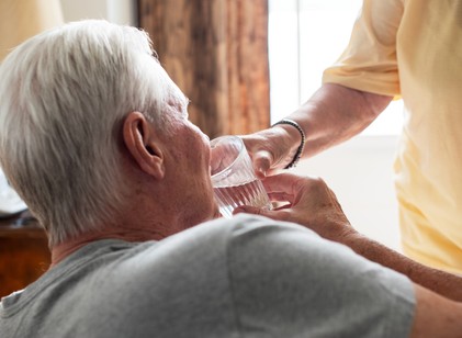 Miért csökken a szomjúságérzet idős korban, és miért lehet ez veszélyes? című cikk nyitóképe