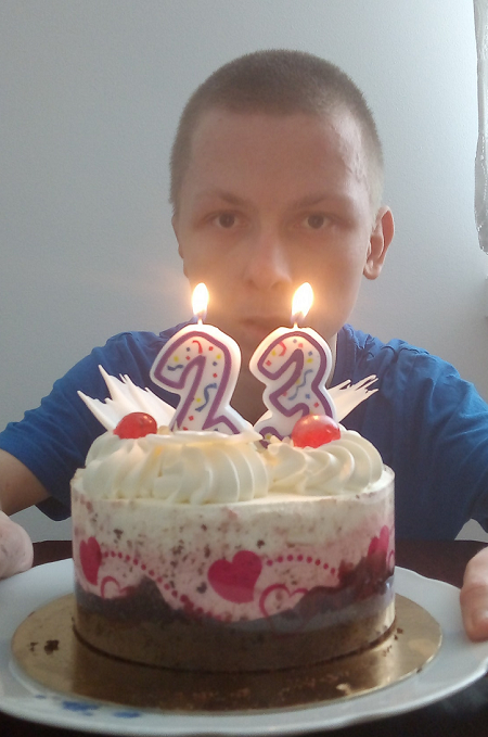 W maju Kamil obchodził swoje 23. urodziny. Zgadnijcie, jakie pomyślał życzenie