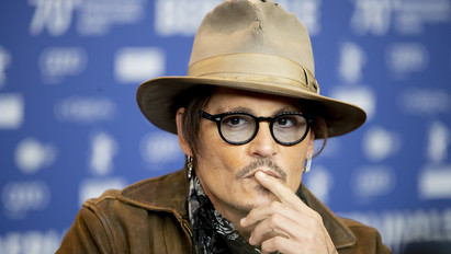 Döntött a bíróság: Johnny Depp  elbukta a neve tisztázásáért folyó pert