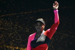 Kolejny spacerek Sereny Williams w Melbourne. Będzie rekord wszech czasów?