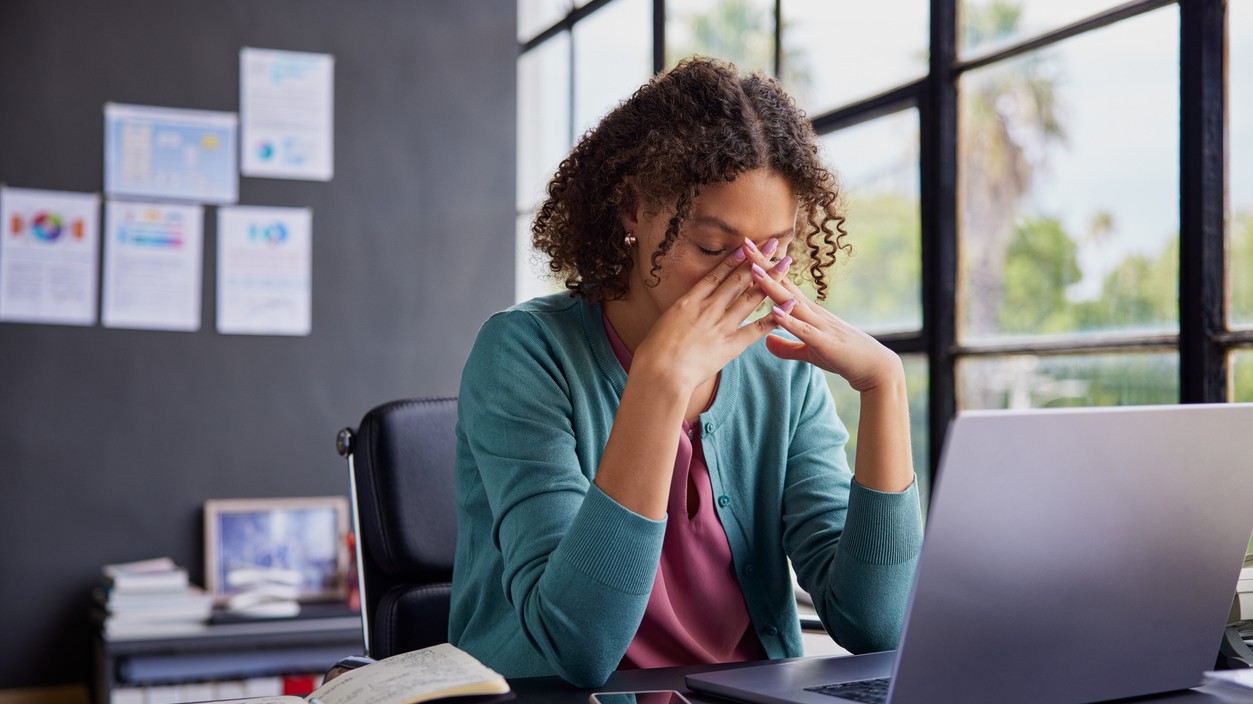 Pozrite sa, kedy je výpoveď oslobodením a kedy len skratovým konaním.