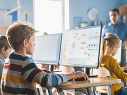 Do miana prymusa nam daleko. Zbadano umiejętności cyfrowe polskich uczniów - TAK wypadli