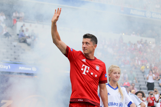 Robert Lewandowski przyłapany na złamaniu klubowego regulaminu. WIDEO