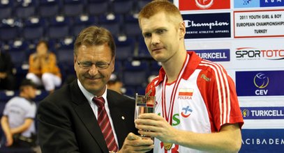 Paweł Zagumny wszedł na podium w koszulce kolegi. Tło sprawy nie jest wesołe