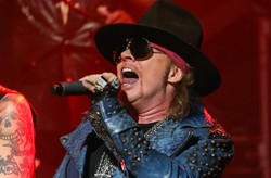 Axl Rose uspokaja fanów – nie będą musieli czekać kilkanaście lat