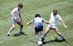 Koszulka Maradony z meczu z Anglią nie na sprzedaż