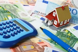 NBP: Banki zaostrzyły politykę kredytową w każdym segmencie