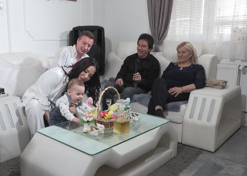 Aleksandra Mladenović, emisija "Metar moga sela"