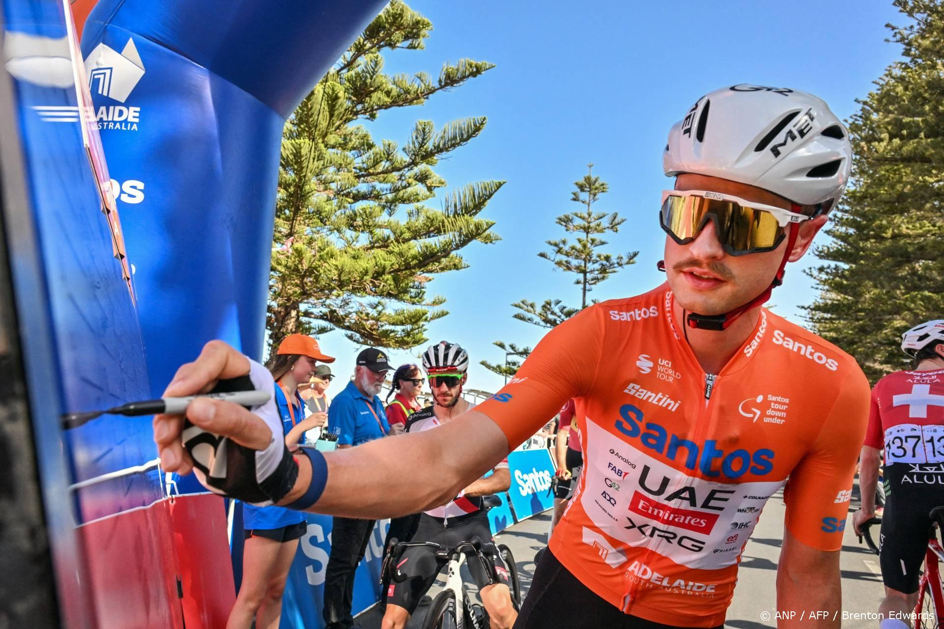 Crash met een kangoeroe bij 50 km/u - Vine wint toch Tour Down Under