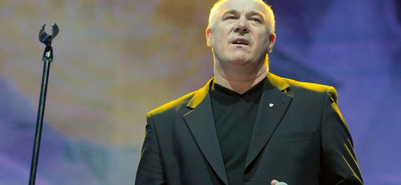 Rynkowski wraca do początków i śpiewa Lennona