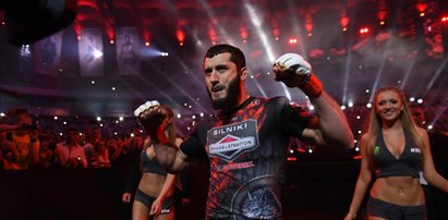 Niesamowity i niepowtarzalny! Mamed Chalidow nokautuje Askhama latającym kopnięciem na XTB KSW Colosseum 2