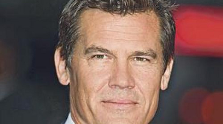 Önként ment elvonóra Josh Brolin