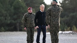 tusk ostro do przeciwników safe. premier nie gryzł się w język. "dotarło, zakute łby?"