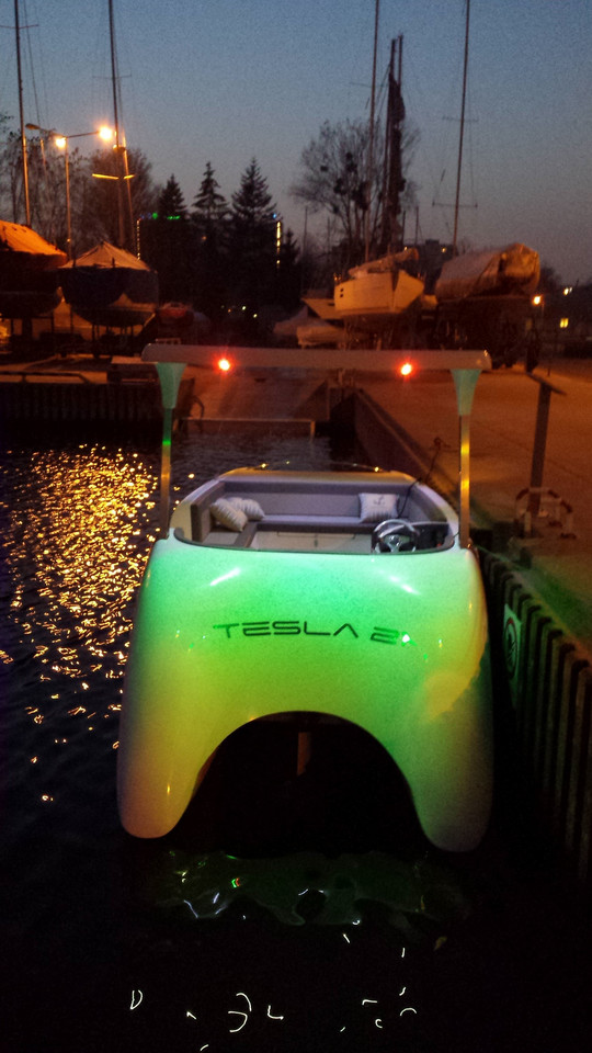 Tesla-21