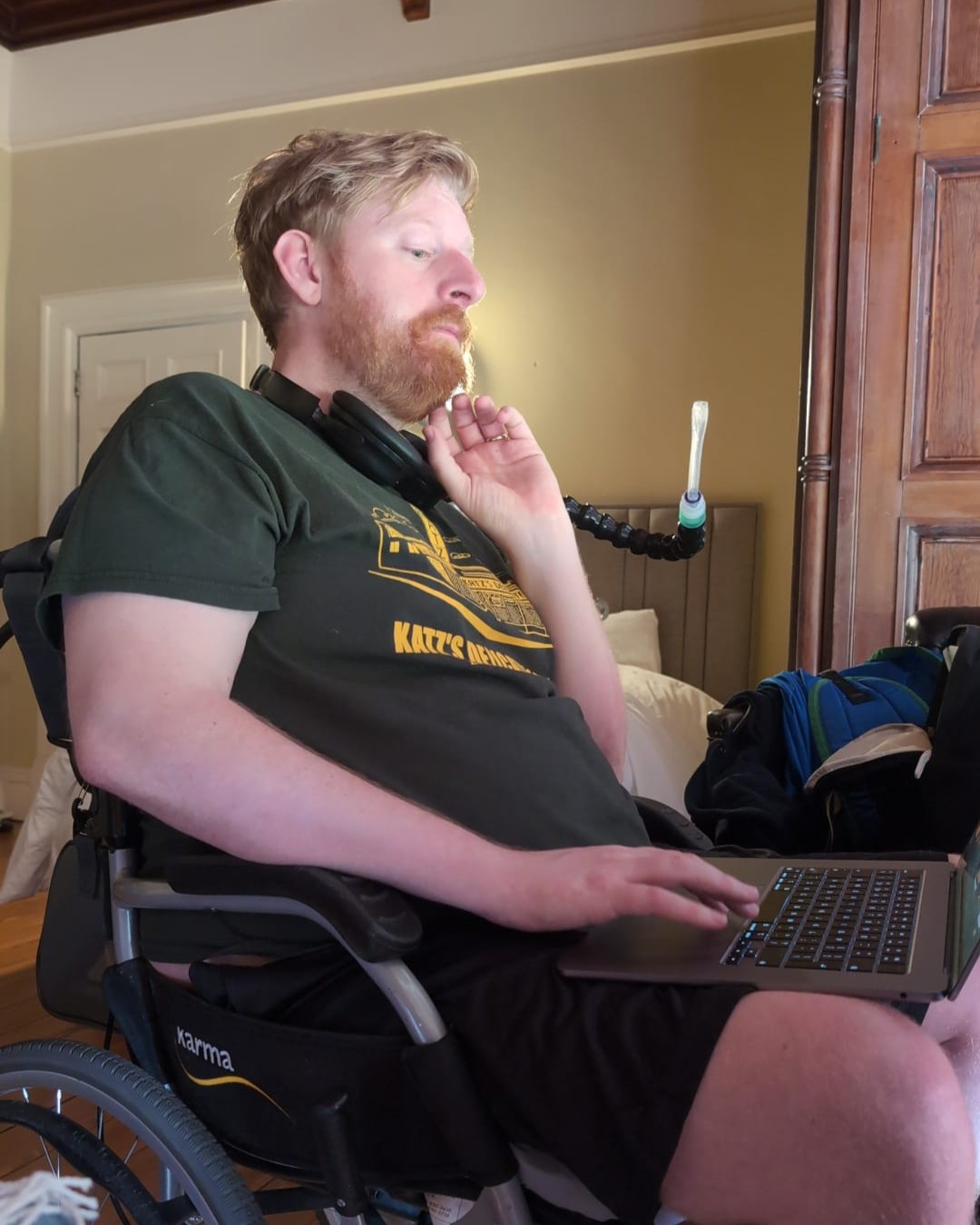 Herec Michael Patrick.