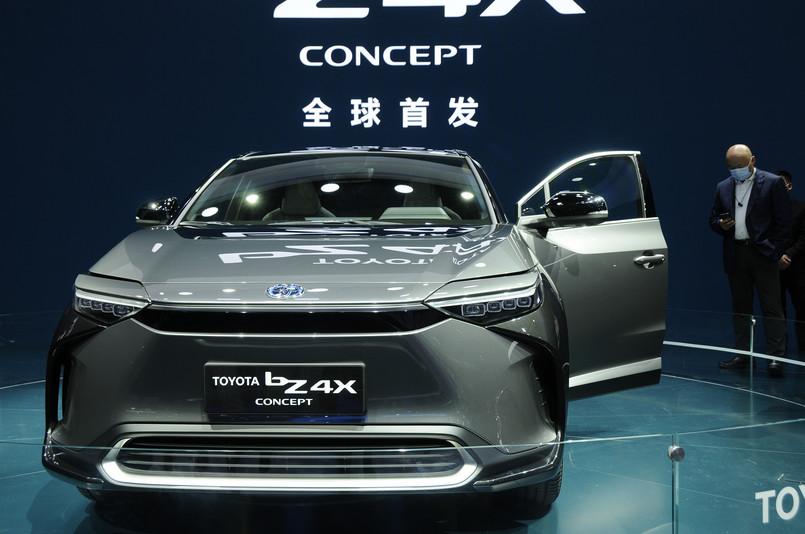 Toyota bZ4X - samochód elektryczny japońskiej marki