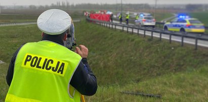 Dachowanie busa na S3 między Szczecinem a Gorzowem Wlkp. Są ranni