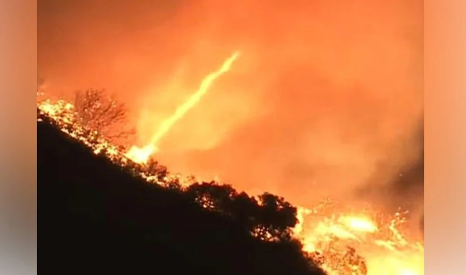 Vatreni tornado u Los Anđelesu