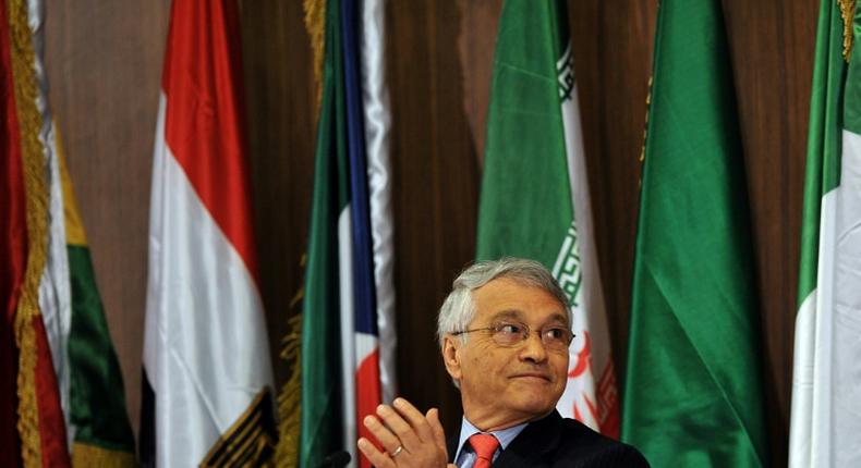 Chakib Khelil, 79, who was the Algerian energy minister for 10 years until he quit the government in 2010, faces renewed accusations of corruption that he had beat a few years ago, the APS news agency reported