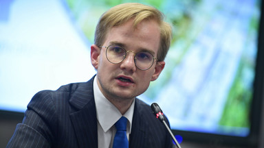 Kolejny awans 29-letniego wiceministra finansów. Czym zajmie się Piotr Patkowski?