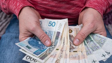 zus od marca wypłaci 2749 zł miesięcznie. komu przysługuje nowy dodatek