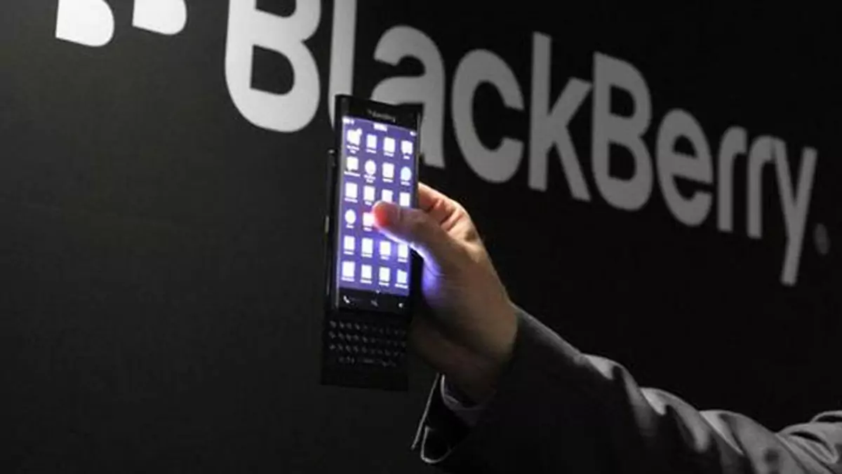 MWC 2015: BlackBerry pokazuje telefon z wygiętym ekranem