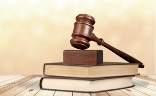 Kasjerka CBA prawomocnie skazana za wyprowadzenie 9,2 mln złotych