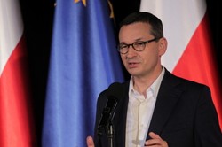 Morawiecki: W Warszawie prąd dostarczają Niemcy, ciepło Francuzi, a metro budują Włosi i Turcy