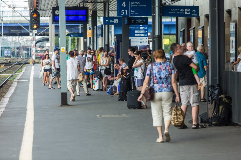 Mniej tanich pociągów w Wielkopolsce po likwidacji połączeń InterRegio