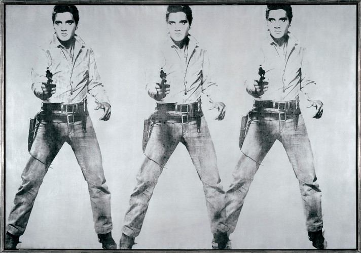 W 2014 r. prace Andy’ego Warhola zostały zlicytowane za łączną kwotę aż 569,5 mln dolarów. Dla porównania, takiego poziomu sprzedaży nie osiągnął w roku ubiegłym cały francuski aukcyjny rynek sztuki. Na wynik ten złożyło się aż 1,4 tys. transakcji. Warchol jest również autorem jednej z najdrożej zlicytowanych w zeszłym roku prac. Jego obraz Triple Elvis [Ferus Type] (1963) został sprzedany za 73 mln dolarów. Na zdjęciu: 'Potrójny Elvis'' z 1963 roku Andy'ego Warhola. Źródło: Gagosian Gallery via Bloomberg.