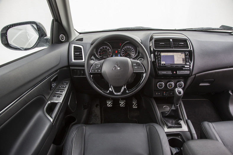 Dacia Duster kontra Mitsubishi ASX - który SUV za 80 000 zł będzie lepszym wyborem