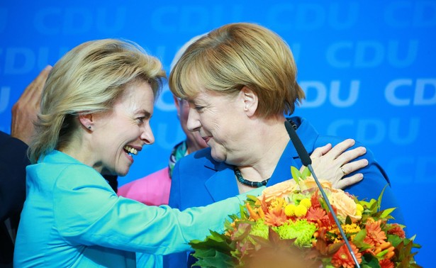 Ursula von der Leyen i Angela Merkel