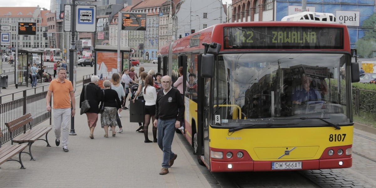 Wakacyjne rozkłady jazdy