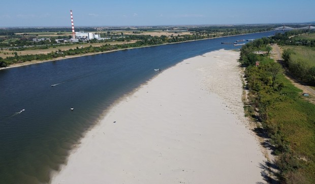 Nizak vodostaj Dunava kod Novog Sada