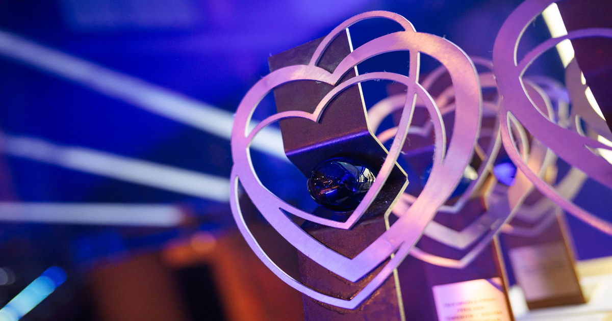 Erstlingswerk-aus-Erfurt-Gropiusstadt-Supernova-gewinnt-Max-Oph-ls-Preis