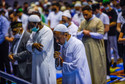 Muzułmanie odprawiają modły Eid al-Adha w centrum sportowym w Sosnowcu, Polska, 20 lipca 2021 r.