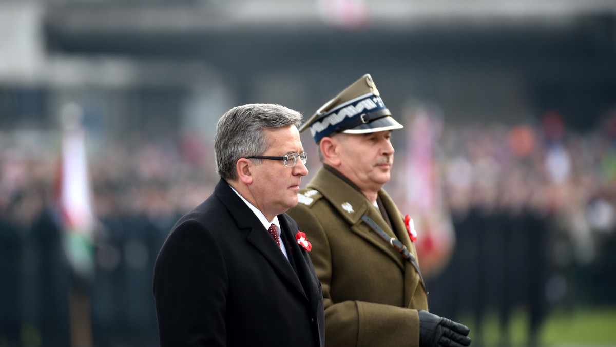 NATO potrzebna jest zmiana tak, by szkolenia odpowiadały potrzebom obrony terytoriów krajów członkowskich, w mniejszym stopniu dotyczyły misji zagranicznych – uważa prezydent Bronisław Komorowski, który odwiedził Centrum Szkolenia Sił Połączonych NATO w Bydgoszczy.