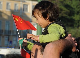 Chiny nie chcą zbawiać Europy, chcą zarobić