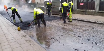 Już wiemy, skąd dziury w polskich drogach! Wszystko się wydało