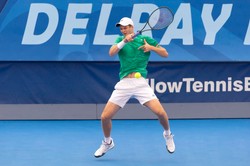 Hubert Hurkacz i jego deblowy partner oddali mecz walkowerem