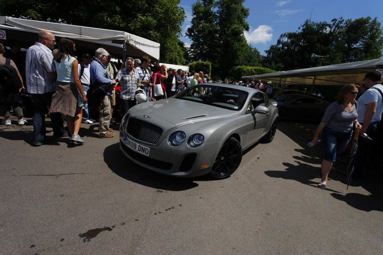 Bentley Continental Supersports - Najmnocniejszy Bentley w historii na torze (wideo)