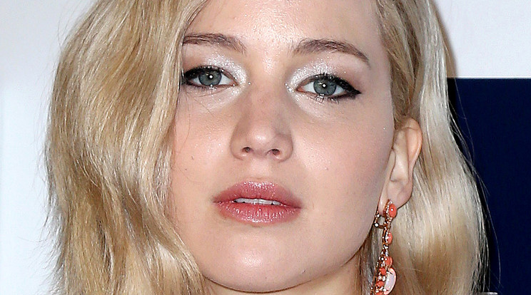 Jennifer Lawrence mindig a szüleivel karácsonyozik /Fotó: Northfoto