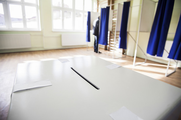 Dr R. Żółtaniecki o wyborach samorządowych: To będą ostre, brutalne kampanie