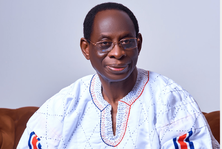 Dr. Kofi Konadu is a praku