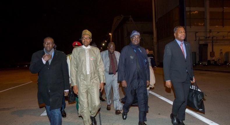 President Muhammadu Buhari arrives in Paris on November 30, 2015