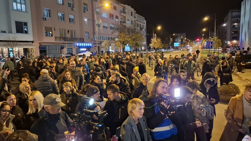 Studenti dodelili plaketu Jaćimoviću
