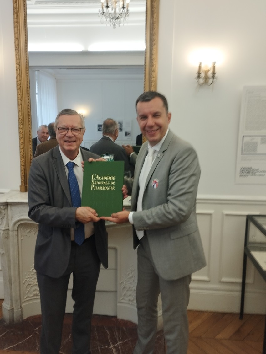 Pavle Zelić sa predsednikom Akademije