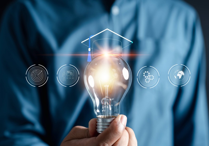 QUIZ. Trochę geografii i literatury, odrobina nauki i kultury. 15/15 tylko dla omnibusów