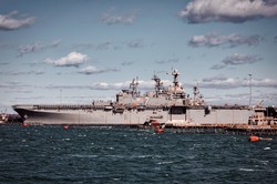 Czy USA rozpoczną nową wojnę? Flota gotowa do akcji przeciw sojusznikowi Rosji i Chin