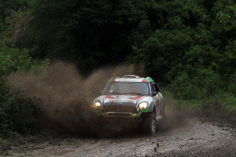 Dakar 2016: Małysz bez wycieraczki, Sonik awansował (3 etap, wyniki, galeria)